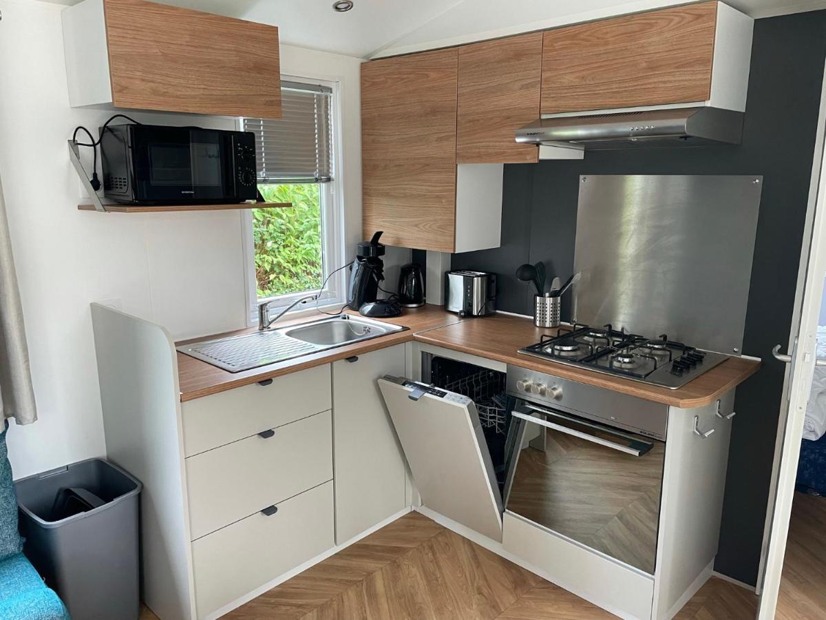 Renesse Chalet In Family Friendly Area Экстерьер фото