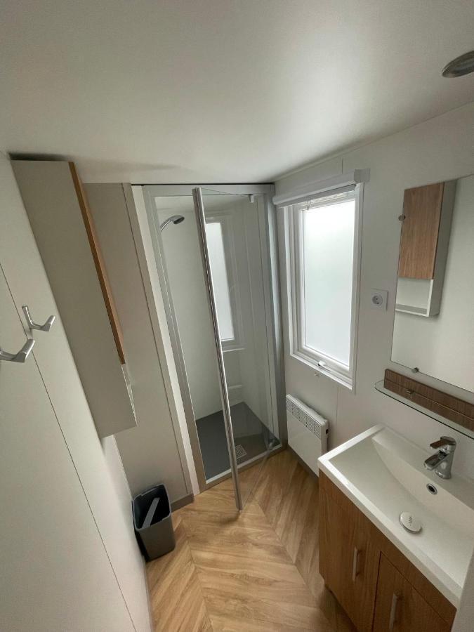 Renesse Chalet In Family Friendly Area Экстерьер фото