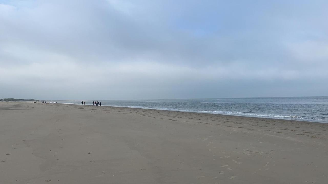 Renesse Chalet In Family Friendly Area Экстерьер фото